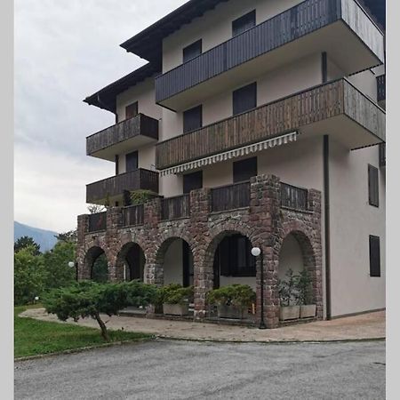 Appartamento Residence Castel Carlotta Levico Terme Kültér fotó